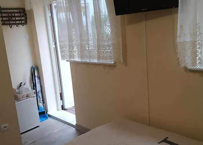 Δωμάτια σε οικογενειακή κατοικία Goscinne Bryza *